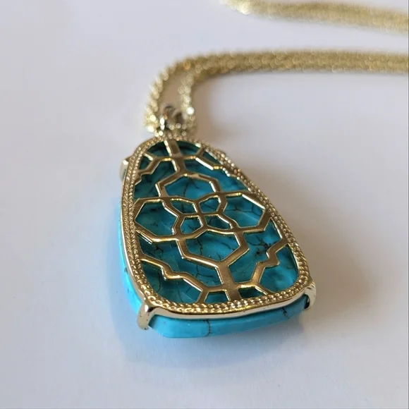 Kendra Scott Sandra Necklace Turquoise Magnesite Pendant Margarita Chain Gold - Picture 5 of 13
